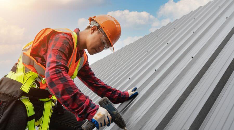 Professional Emergency Roof Repairs services in Kenna, WV